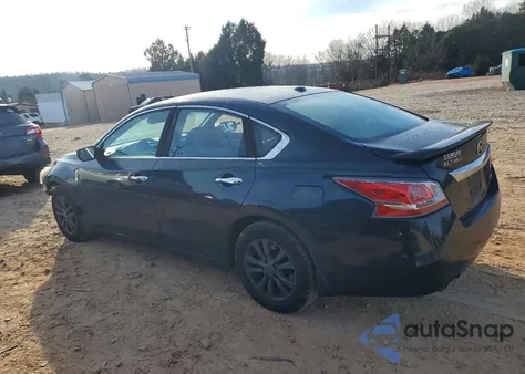 2015 Nissan Altima 2.5 из США, поврежденный, VIN 1N4AL3AP4FC596123